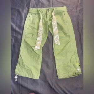 Rampage Spring Green Utility Style Capris Women’s Petite Size 6